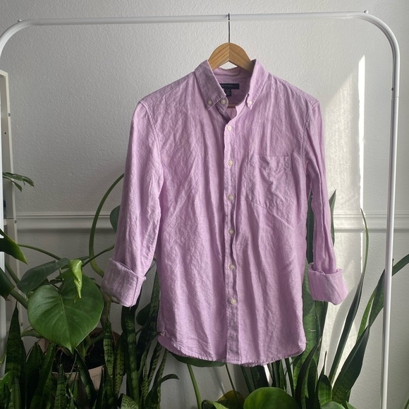Banana Republic Lilac Purple Linen Blend Button Down Shirt - Picture 3 of 8